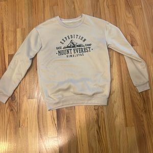womens xs crew neck